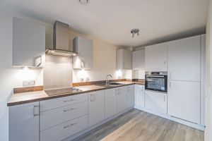 Fully Fitted Kitchen - click for photo gallery